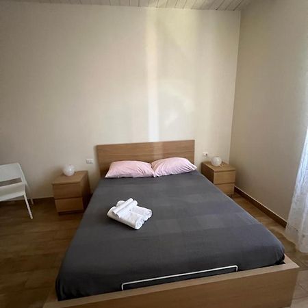Sea Apartments แตร์ราชินา ภายนอก รูปภาพ
